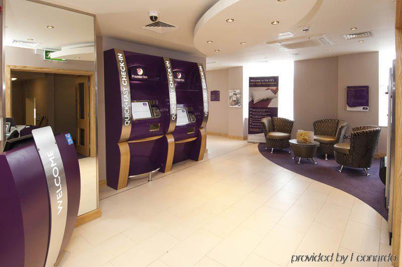 Premier Inn Stratford Upon Avon Waterways 外观 照片